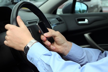 Cell Phone Alerts Distract Drivers - Spivey Law Firm, Personal Injury Attorneys, P.A.